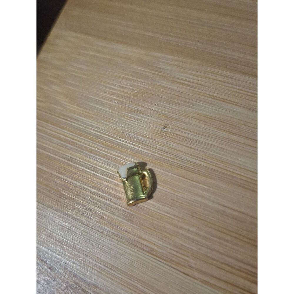 Gold-tone Beer Mug Charm with Drippinh Foam For Floating Lockets